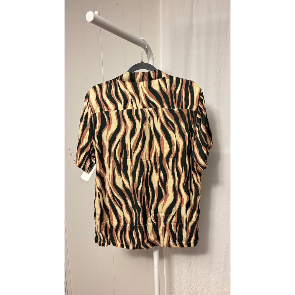 $199 NWT AllSaints Fired Camp Shirt Mens XS Brown Tiger Animal Print - Picture 11 of 11